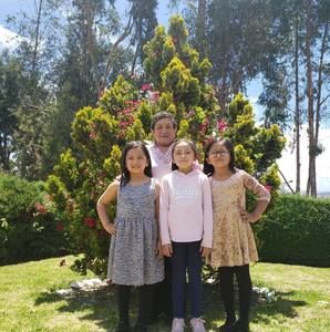 Meet your Posher, Sandro